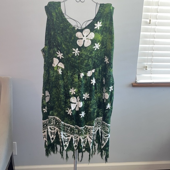 Hawaiian dress cover-up button front sleeveless dress with fringe on hem - Picture 5 of 6